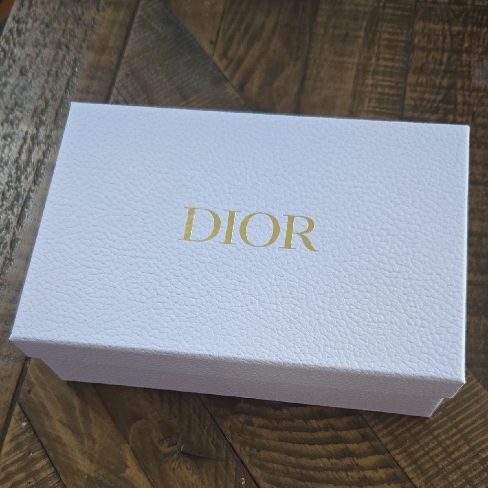 Dior Textured White Box with Gold Logo
